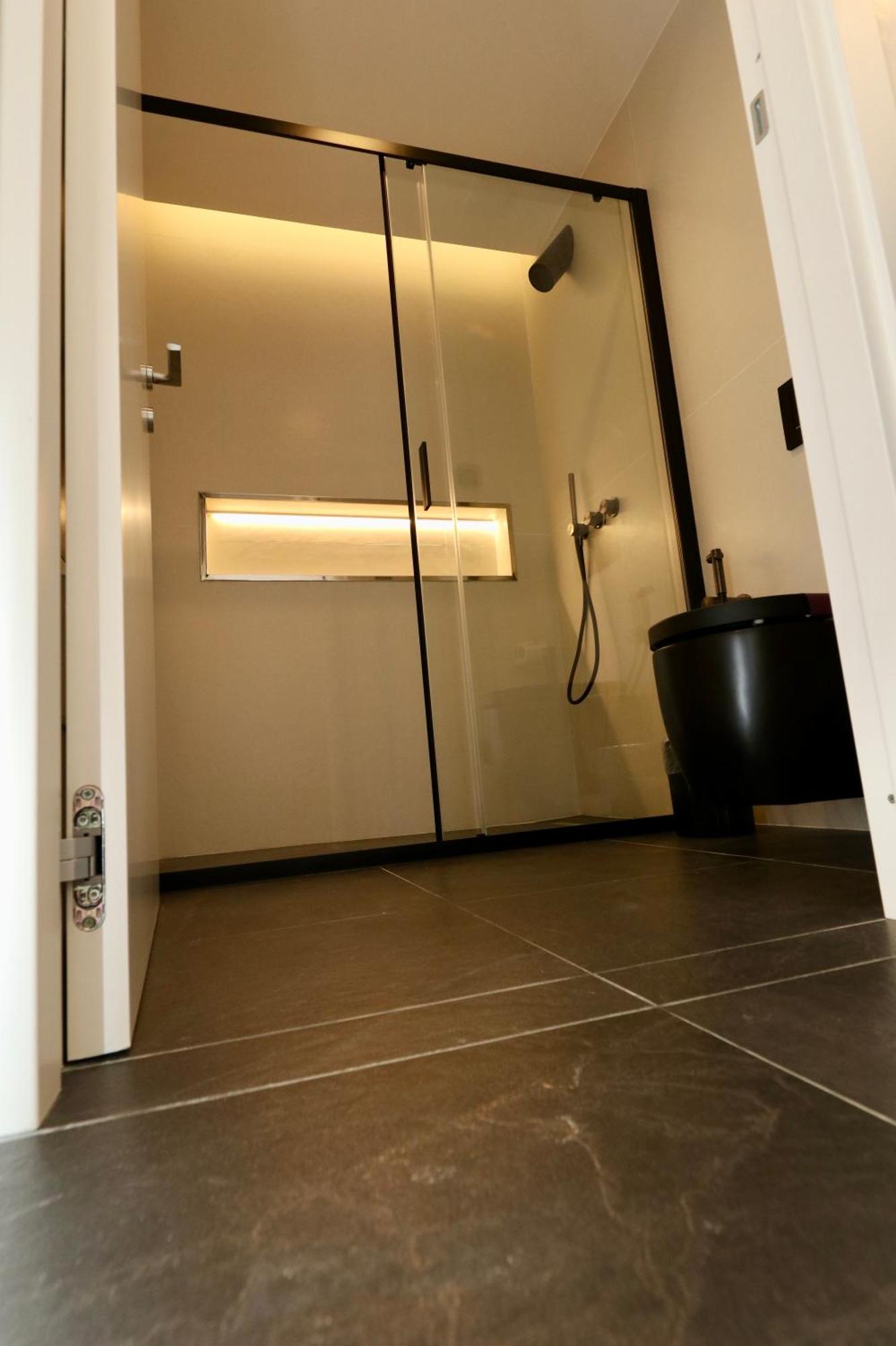 Appartamento Superior Luxurious Romantic Getaway - Historical Centre - Fully Equipped & Renovated - Garibaldi#3 *