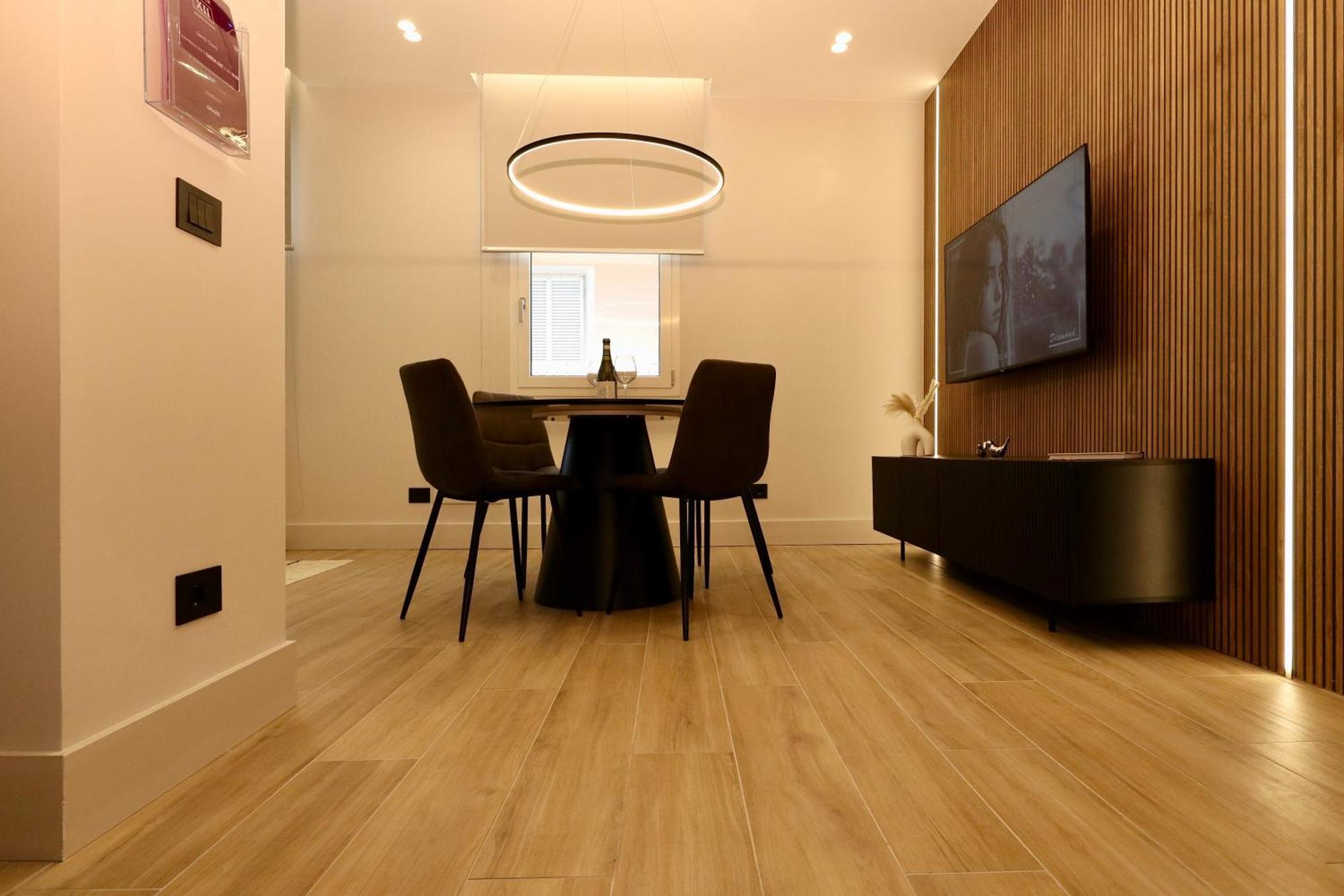 Superior Luxurious Romantic Getaway - Historical Centre - Fully Equipped & Renovated - Garibaldi#3 Olbia