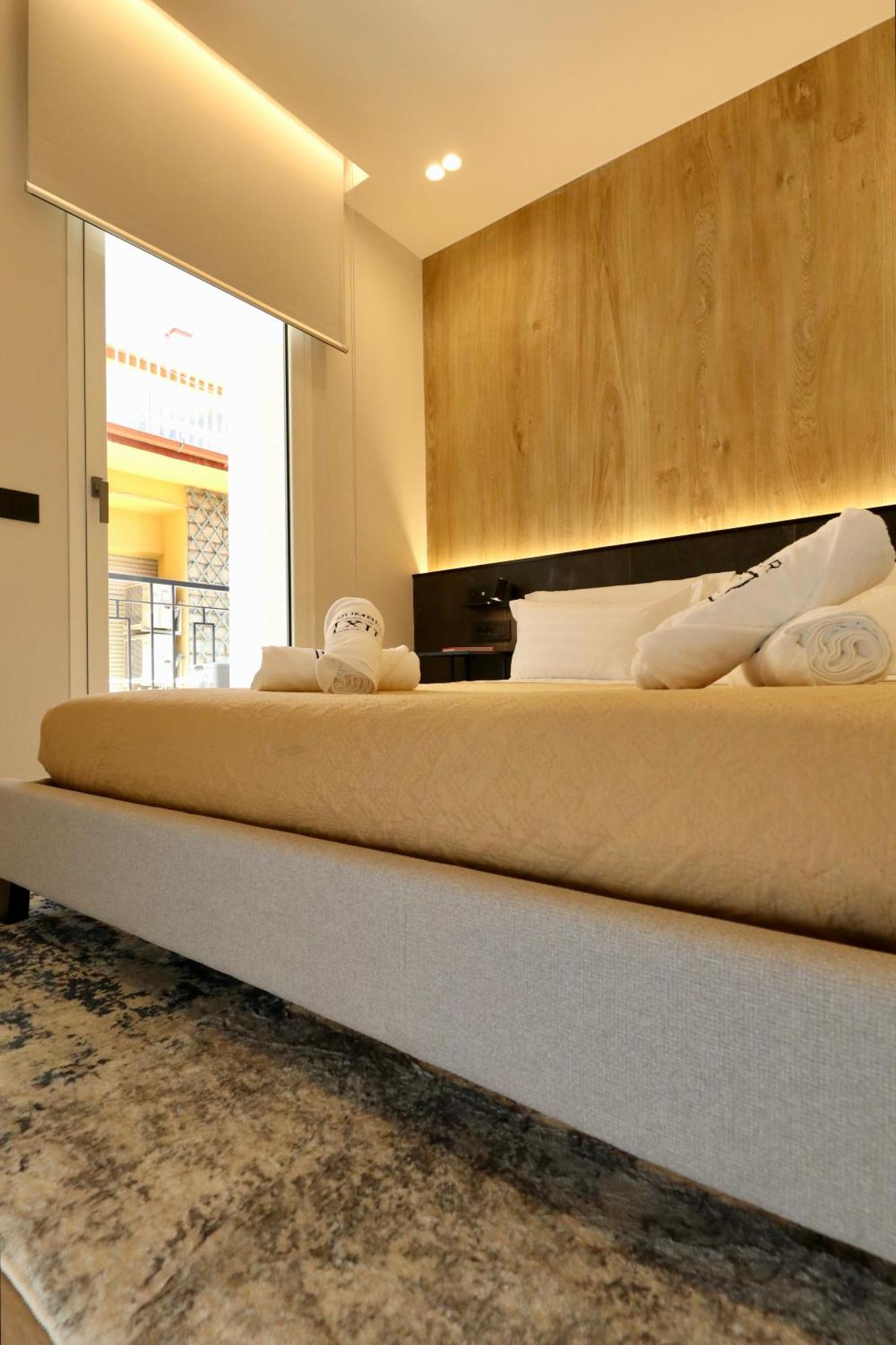 Superior Luxurious Romantic Getaway - Historical Centre - Fully Equipped & Renovated - Garibaldi#3